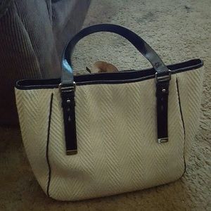 Large "in the city " tote