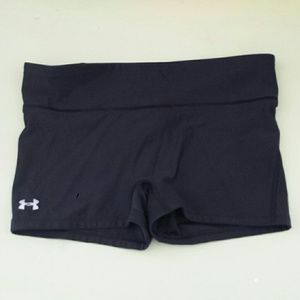 Under Armour black shorts