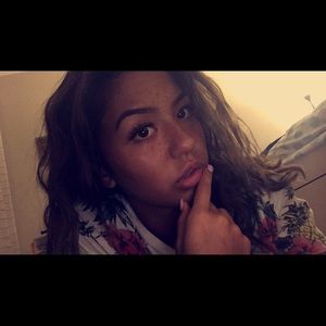 Meet your Posher, Brooke