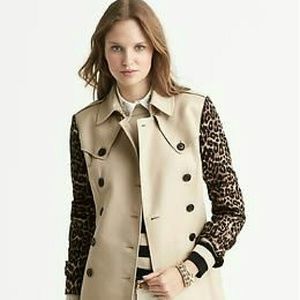 NWT BANANA REPUBLIC TRENCH COAT