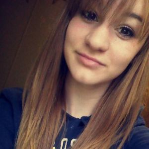Meet your Posher, Devyn