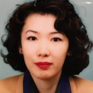 Meet your Posher, Julia