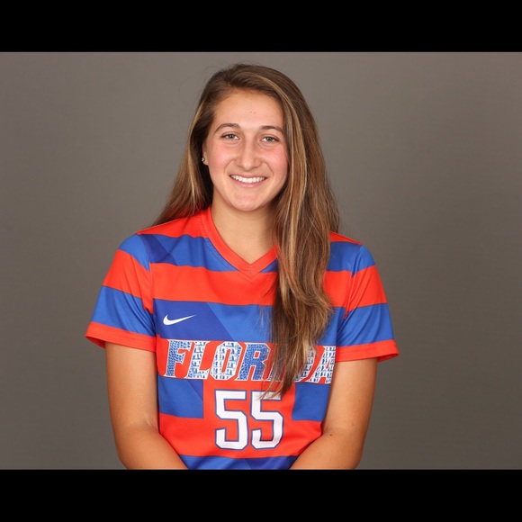 Meet your Posher, Gaby - Picture 1 of 1