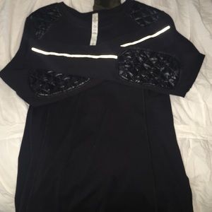 Long sleeve Lululemon black top size 8