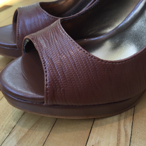 Rampage Brown Peep toe heels - Picture 3 of 4