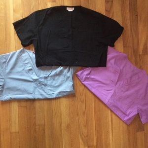 Bundle of scrub tops!!