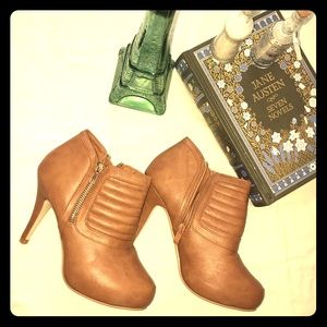Forever Heel Booties Tan with Zippers