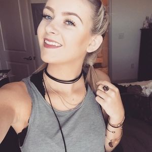 Meet your Posher, Kristina