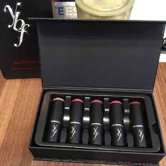Lipstick set