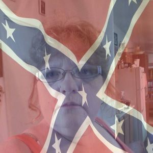 Meet your Posher, Claudene