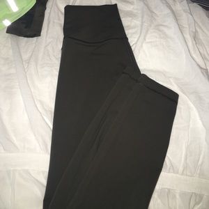 Lululemon high times cadet green size 6