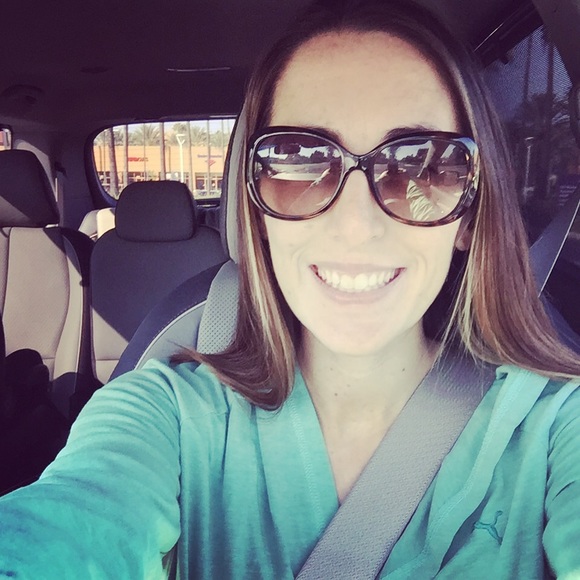 Meet your Posher, Stacy - Picture 1 of 1