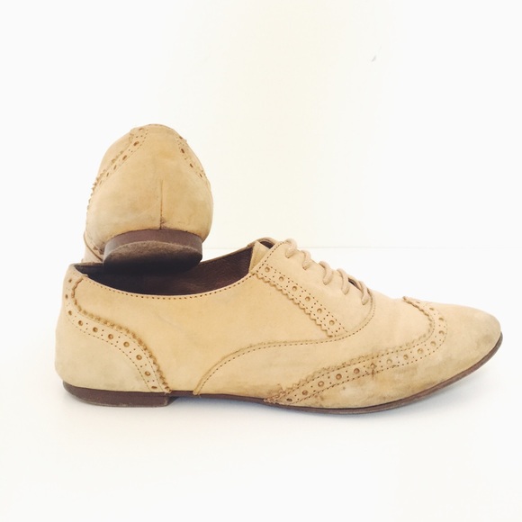 TOPSHOP Yellow Oxfords