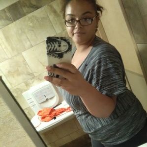 Meet your Posher, Ayanna