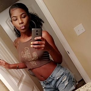 Meet your Posher, Jenifer