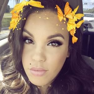 Meet your Posher, Crystal