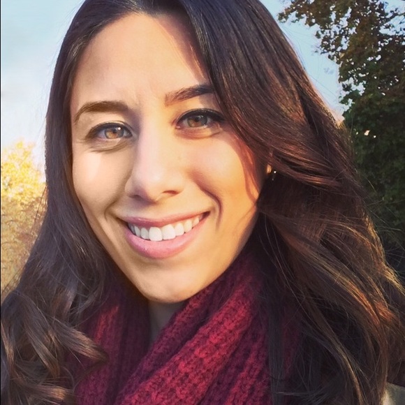 Meet your Posher, Ariel