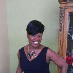 Meet your Posher, Charlene