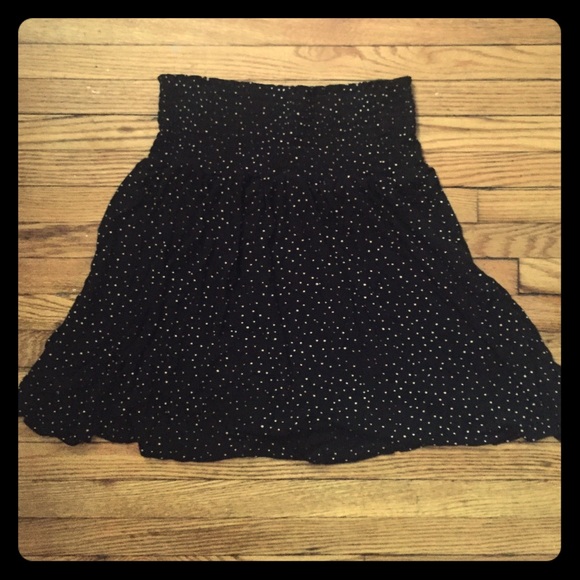Polka-dot swing skirt