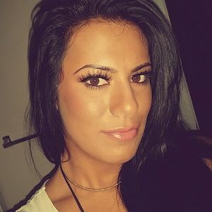 Meet your Posher, Pegah
