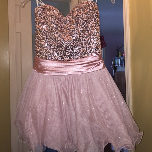 WITH HOMECOMING RIGHT AROUND THE CORNER💕💕💕💕💕