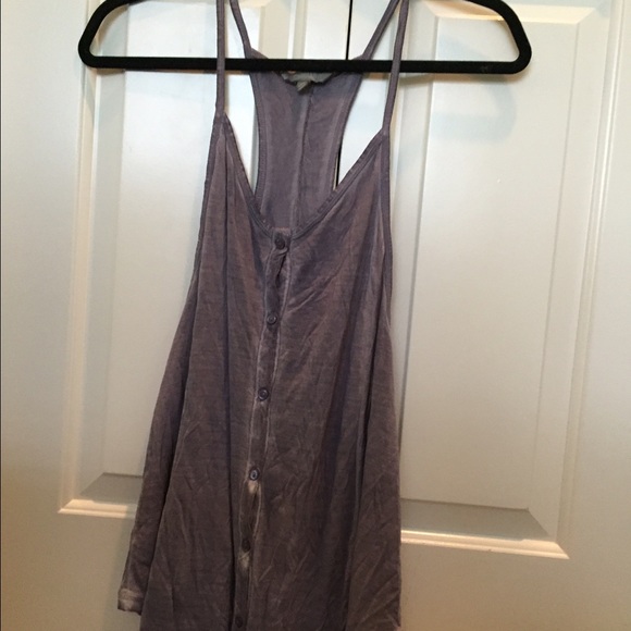 Button down muscle tee