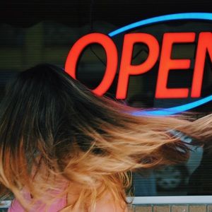 Meet your Posher, Bailey