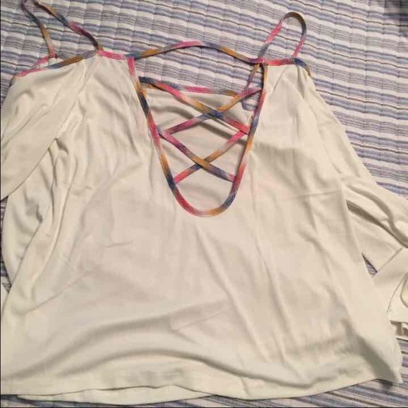 Cold Shoulder Top - Picture 2 of 3