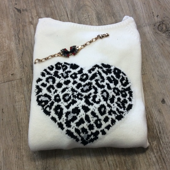 OJDC Sweaters - Oversized Heart Sweater