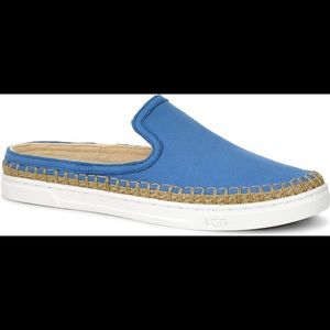 UGG Caleel slip ons