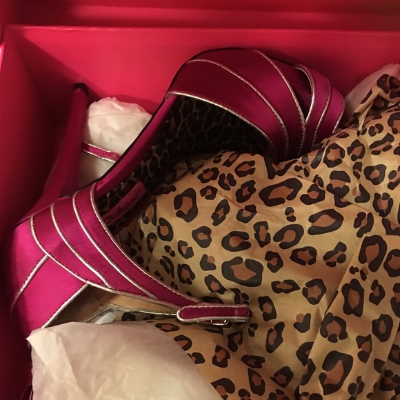 Betsy Johnson brand new pumps