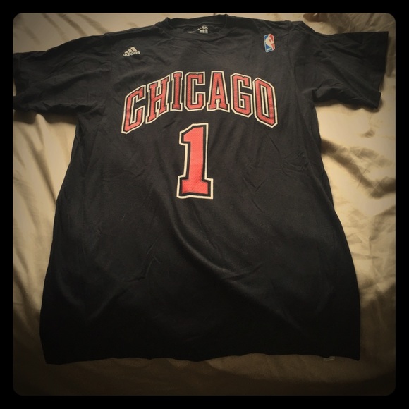 Derek Rose Bulls T-shirt