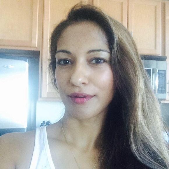 Meet your Posher, Bineeta