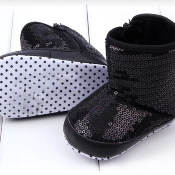 Baby girl sequined booties