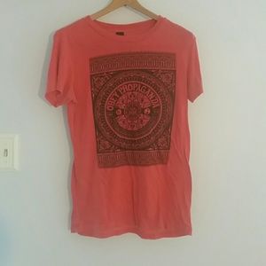 Obey t shirt