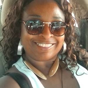 Meet your Posher, April