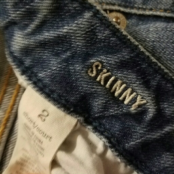 American Eagle size 2 skinny jeans - Picture 2 of 3