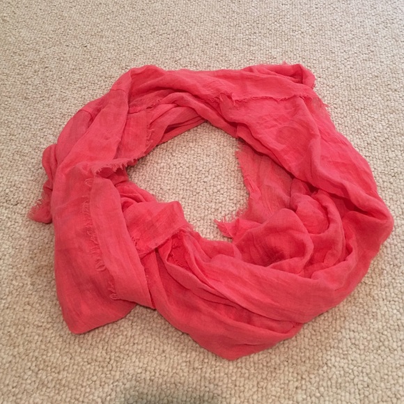 Charlotte Russe Infinity Scarf - Picture 2 of 4