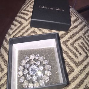 Robbi and Nikki diamond pin