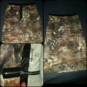 Animal print midi pencil skirt