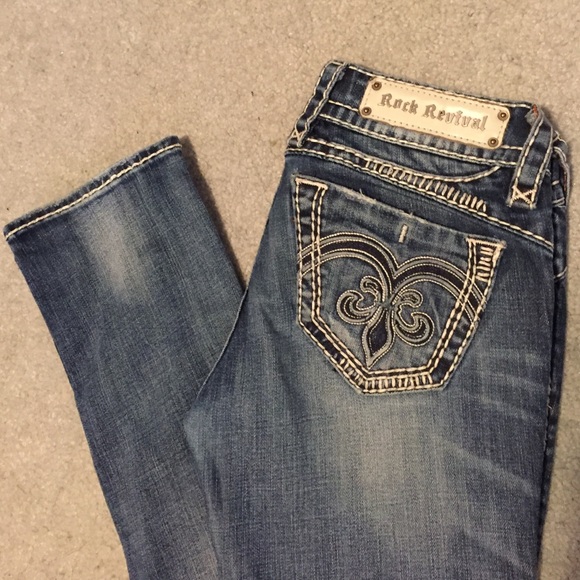 Rock Revival straight leg jeans