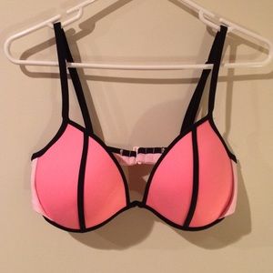 Victoria secret bikini top! 34DD Great support!