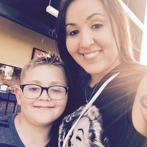 Meet your Posher, Allencia