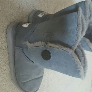 Gray Bailey Button UGGs