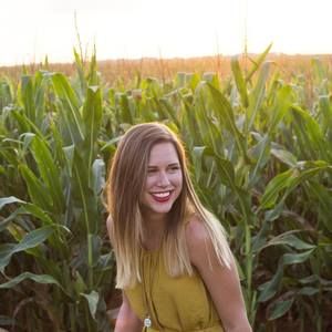 Meet your Posher, Tiffany