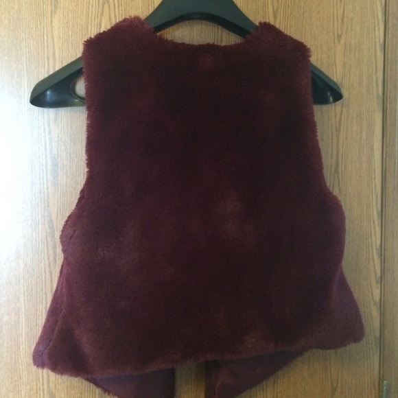 vest - Picture 2 of 2
