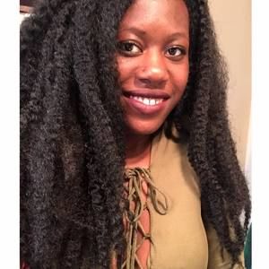 Meet your Posher, Andrea