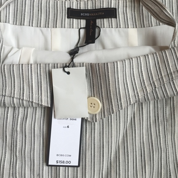 ✨Sale✨NWT BCBG Romper - Picture 2 of 3