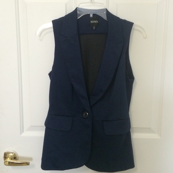 Navy blue vest - Picture 1 of 2