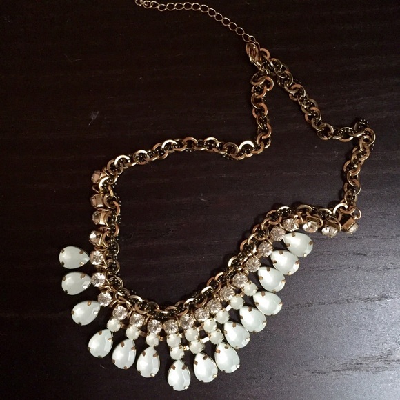 Gold colored and light turquoise costume necklace - Picture 2 of 3